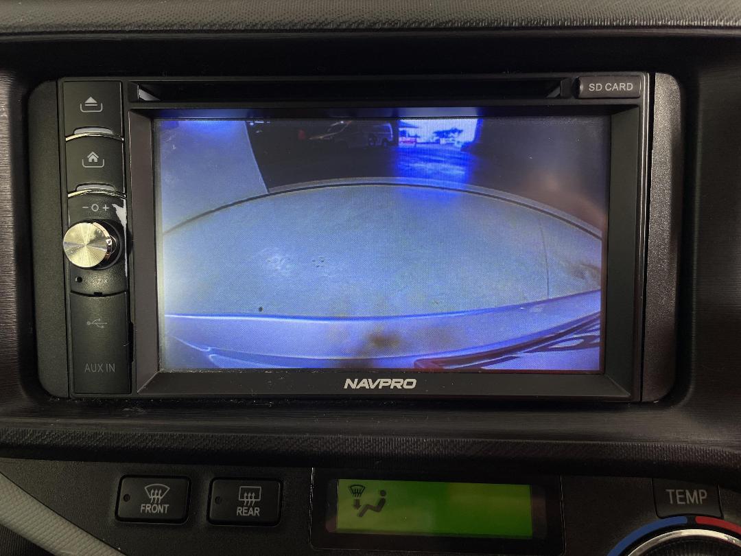 Photo '23' of Toyota Aqua