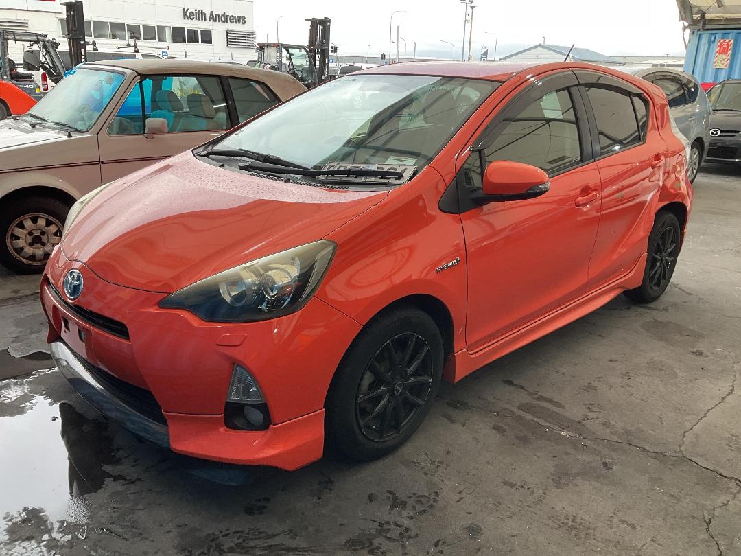 Photo '3' of Toyota Aqua