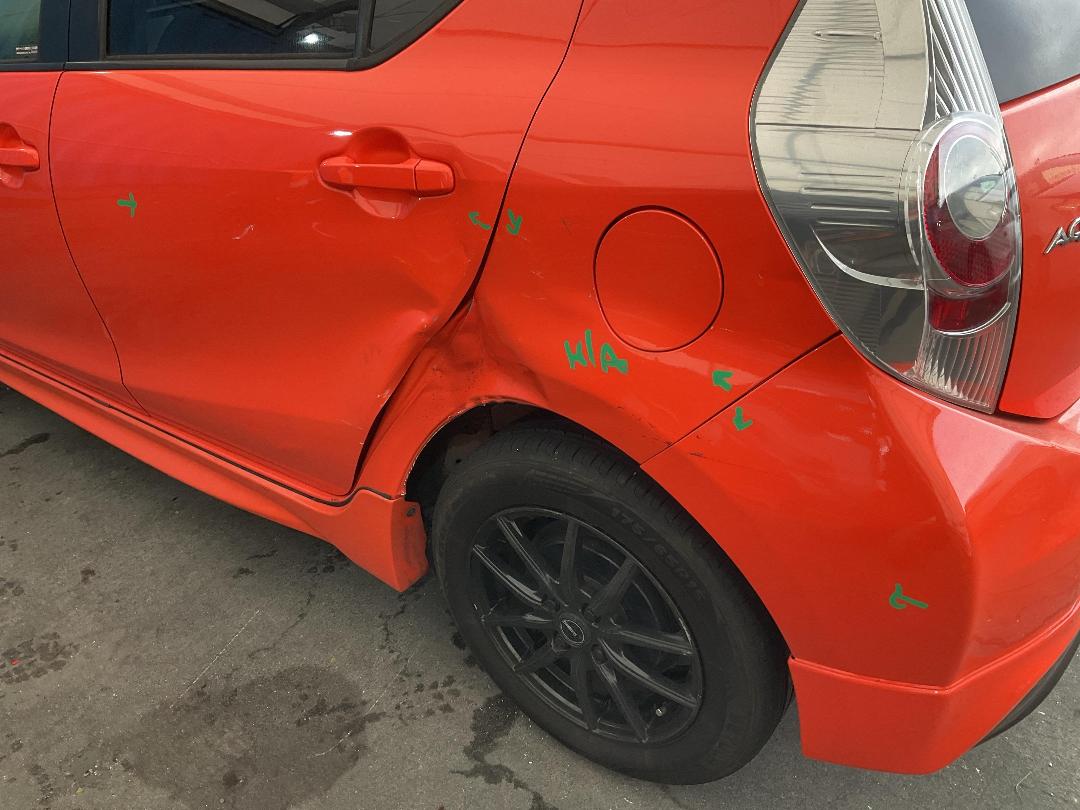 Photo '7' of Toyota Aqua