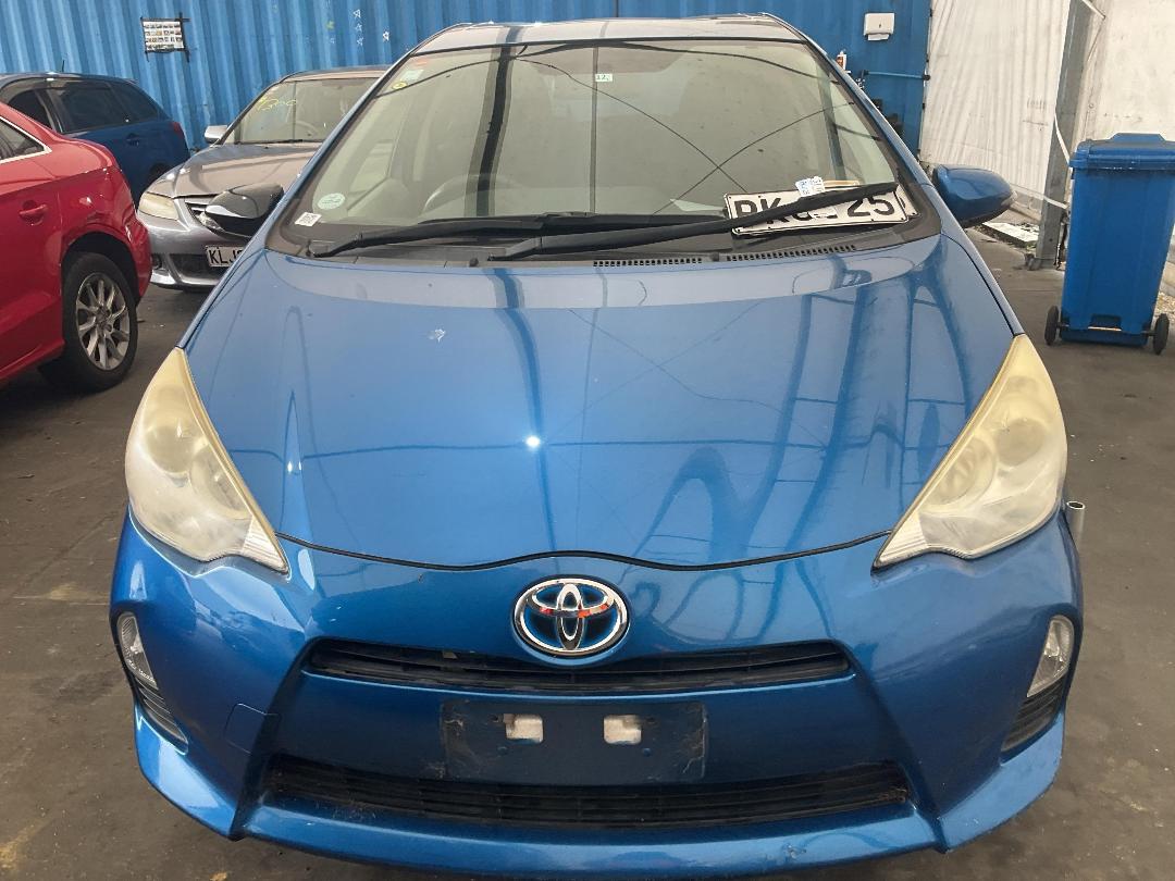 Photo '2' of Toyota Aqua