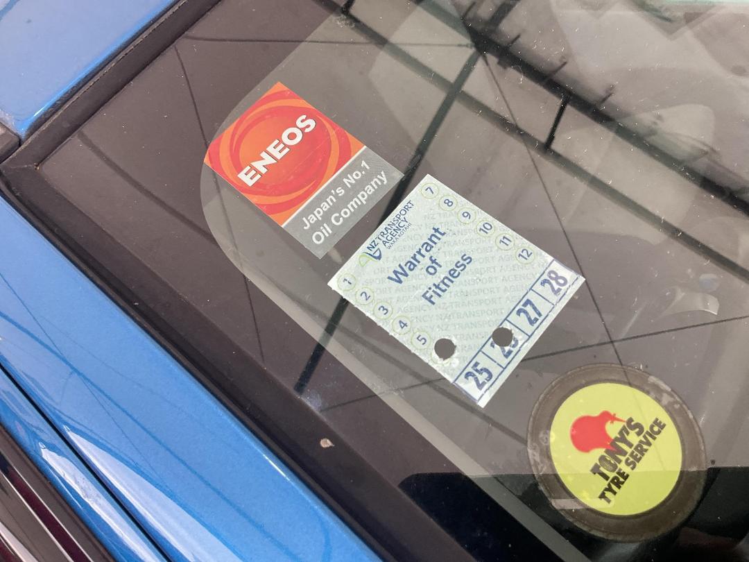 Photo '17' of Toyota Aqua