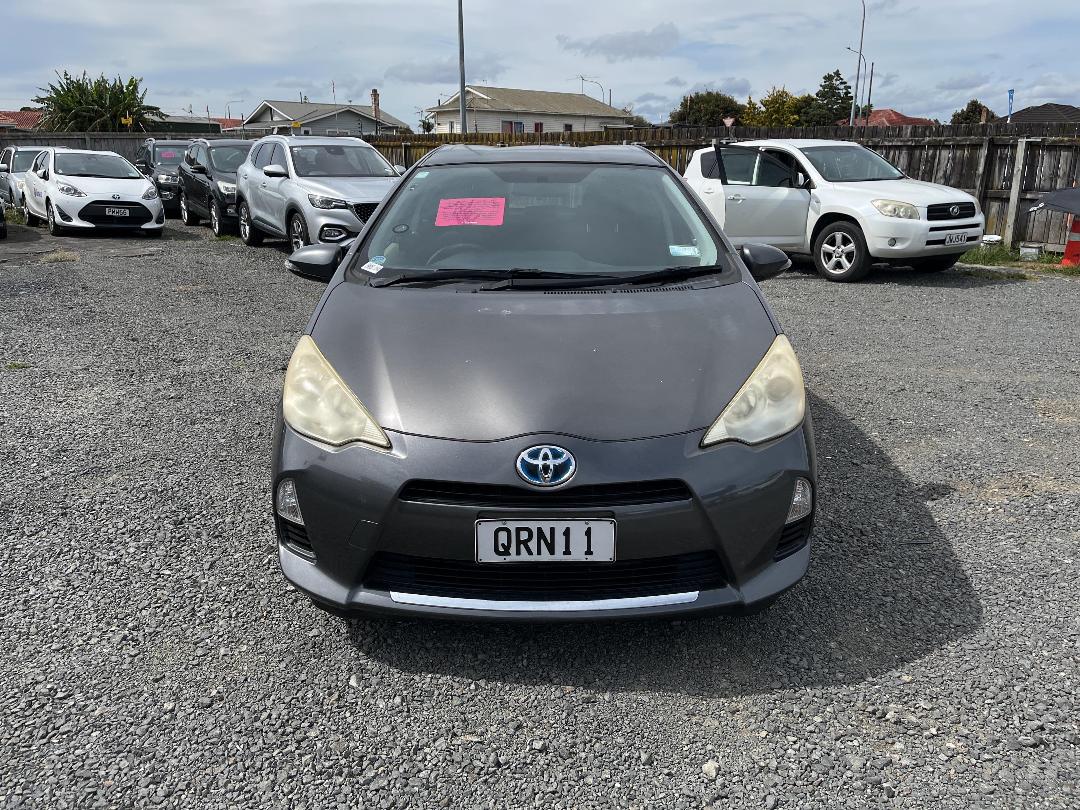 Photo '2' of Toyota Aqua