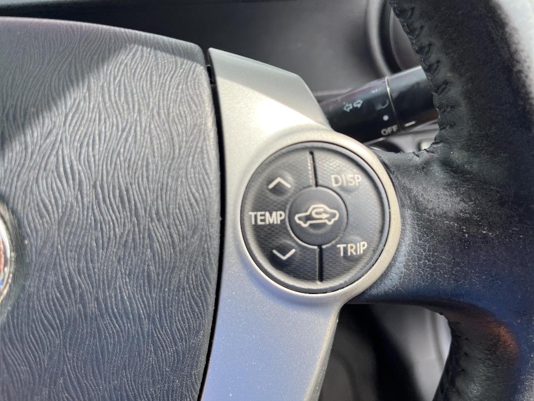 Photo '23' of Toyota Aqua