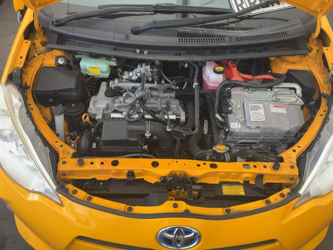 Photo '16' of Toyota Aqua