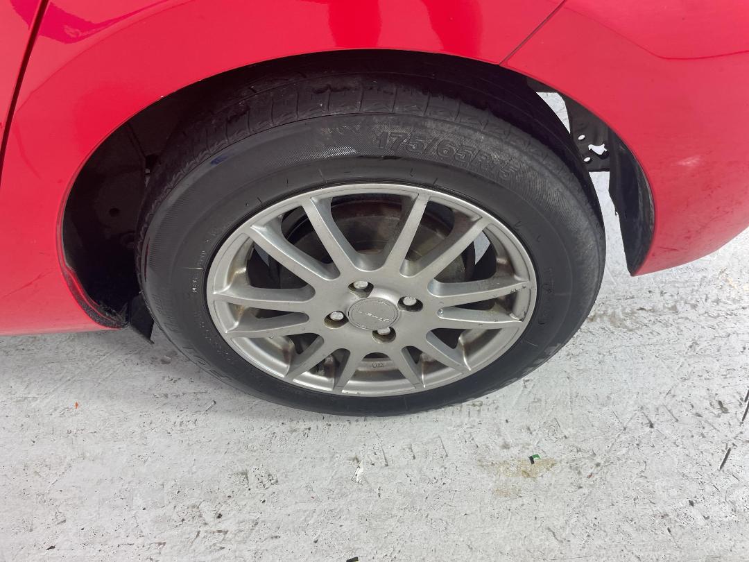 Photo '11' of Toyota Aqua Photo '11' of Toyota Aqua