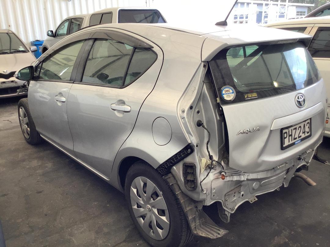 Photo '9' of Toyota Aqua