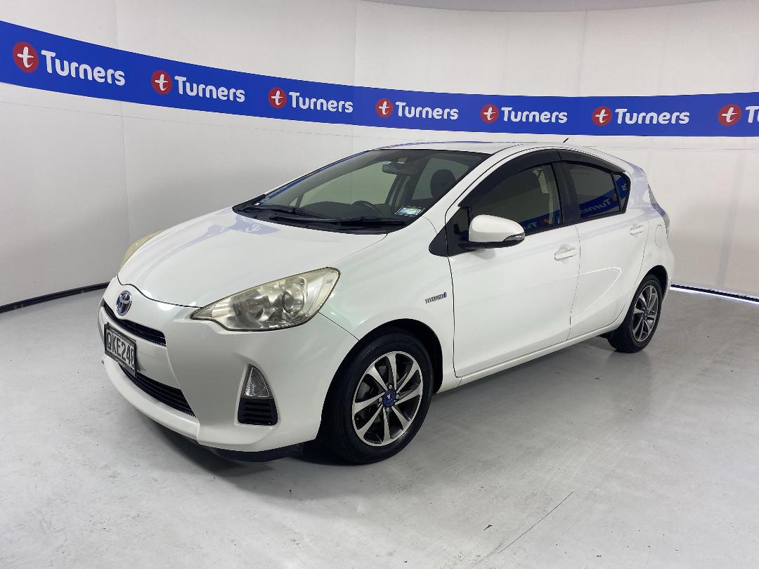 Photo '4' of Toyota Aqua