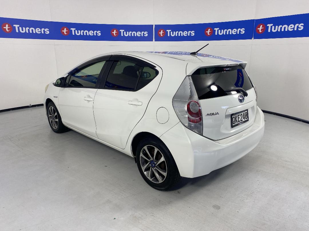 Photo '5' of Toyota Aqua