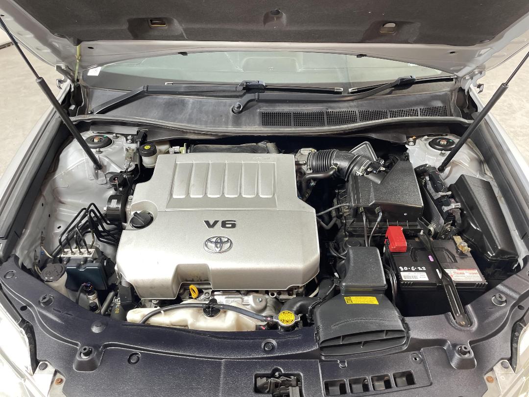 Photo '13' of Toyota Aurion