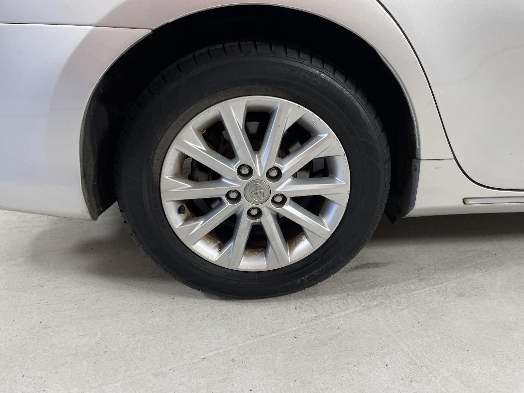 Photo '12' of Toyota Aurion