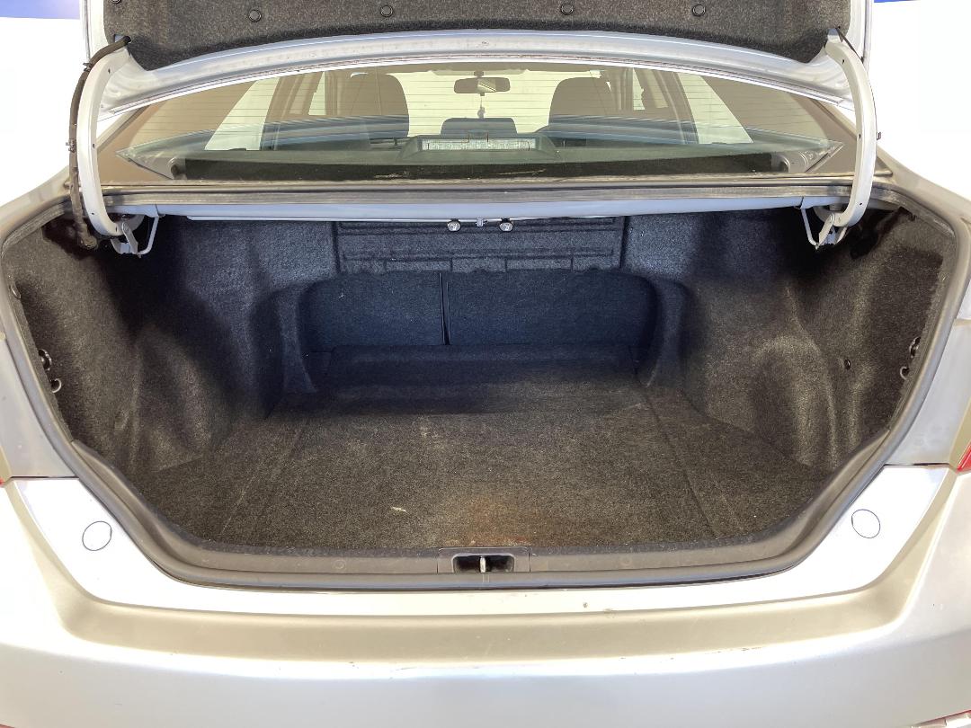 Photo '14' of Toyota Aurion