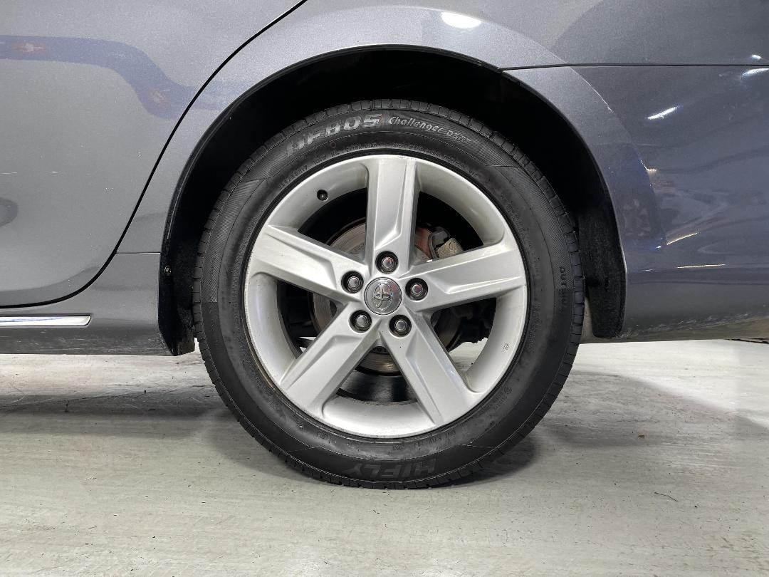 Photo '11' of Toyota Aurion