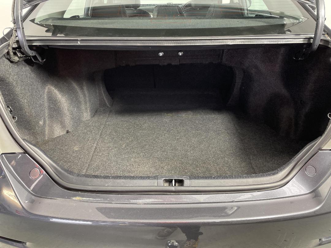 Photo '14' of Toyota Aurion