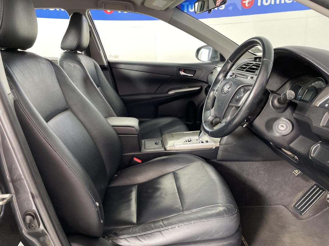 Photo '16' of Toyota Aurion