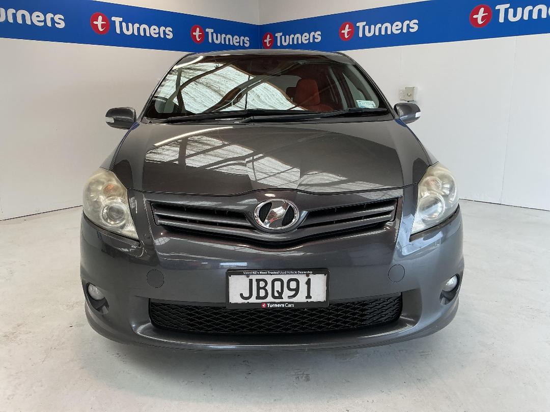 Photo '2' of Toyota Auris