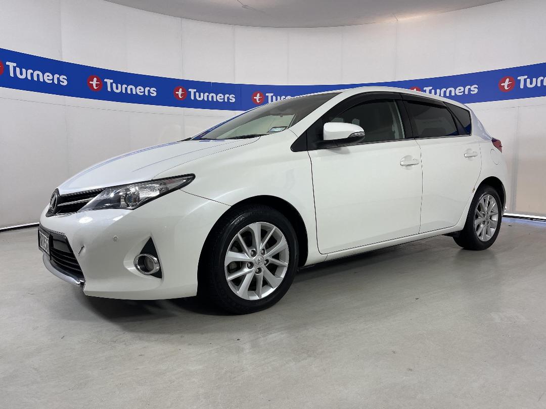 Photo '4' of Toyota Auris