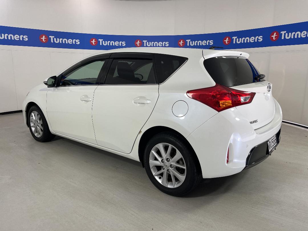 Photo '5' of Toyota Auris