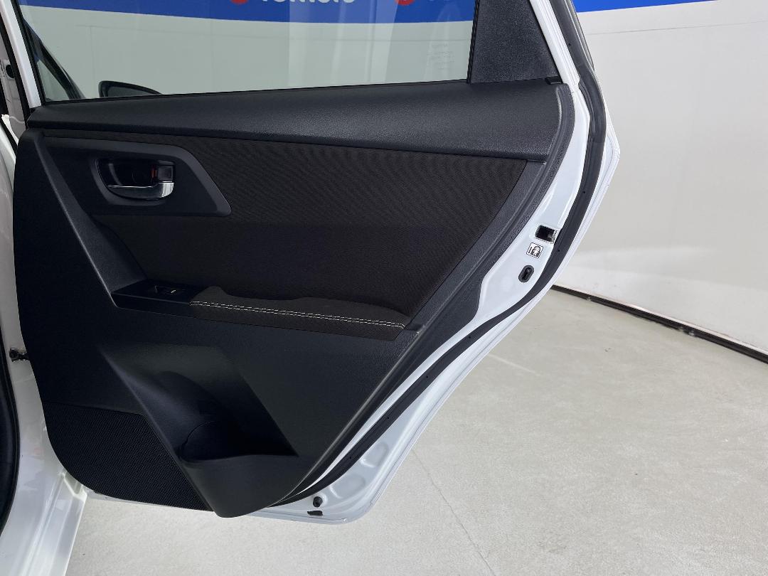 Photo '19' of Toyota Auris