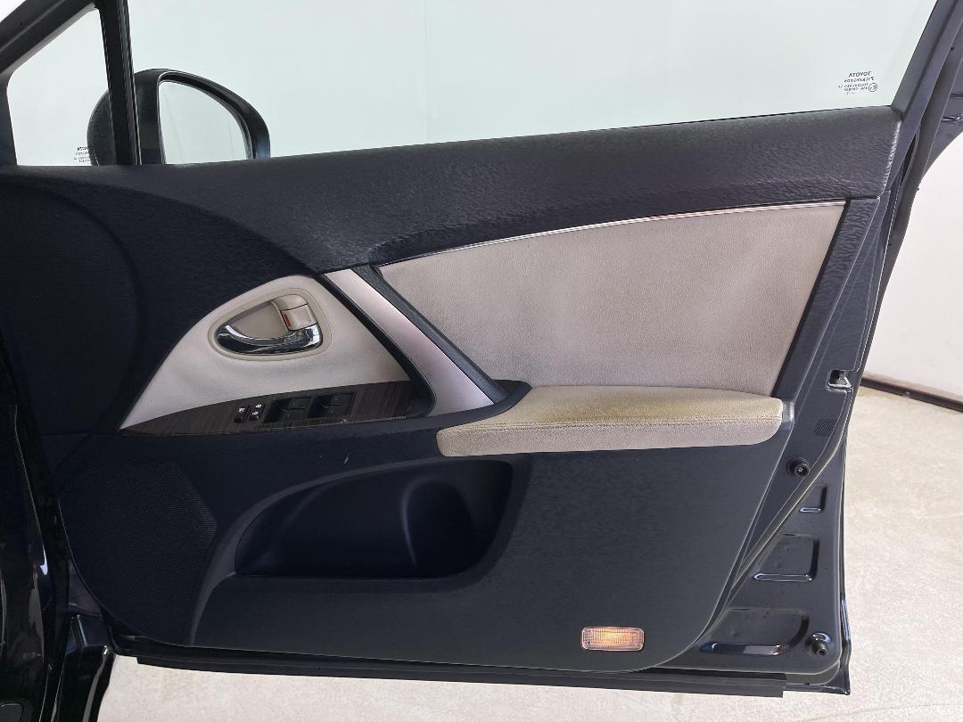 Photo '15' of Toyota Avensis Photo '15' of Toyota Avensis