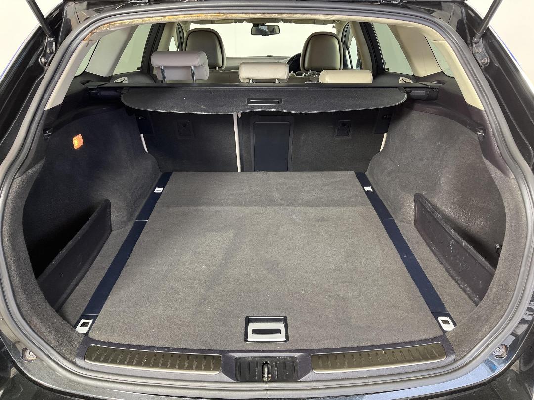 Photo '14' of Toyota Avensis Photo '14' of Toyota Avensis