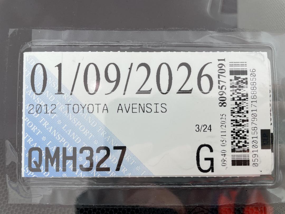 Photo '28' of Toyota Avensis