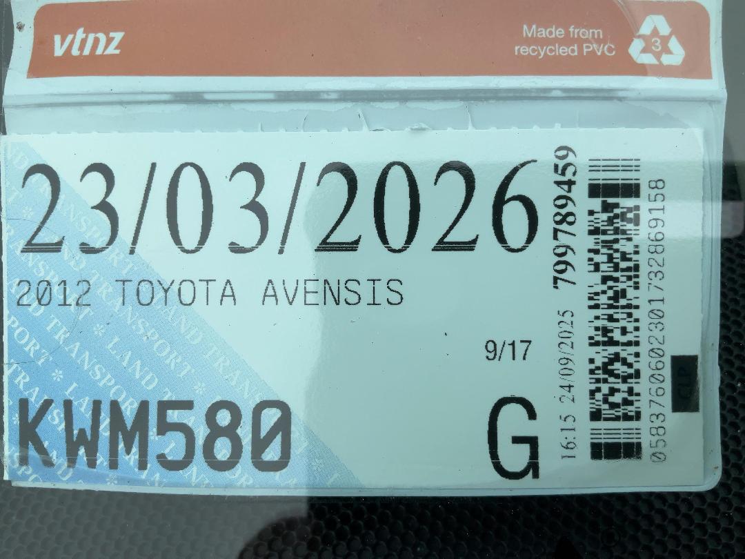 Photo '24' of Toyota Avensis