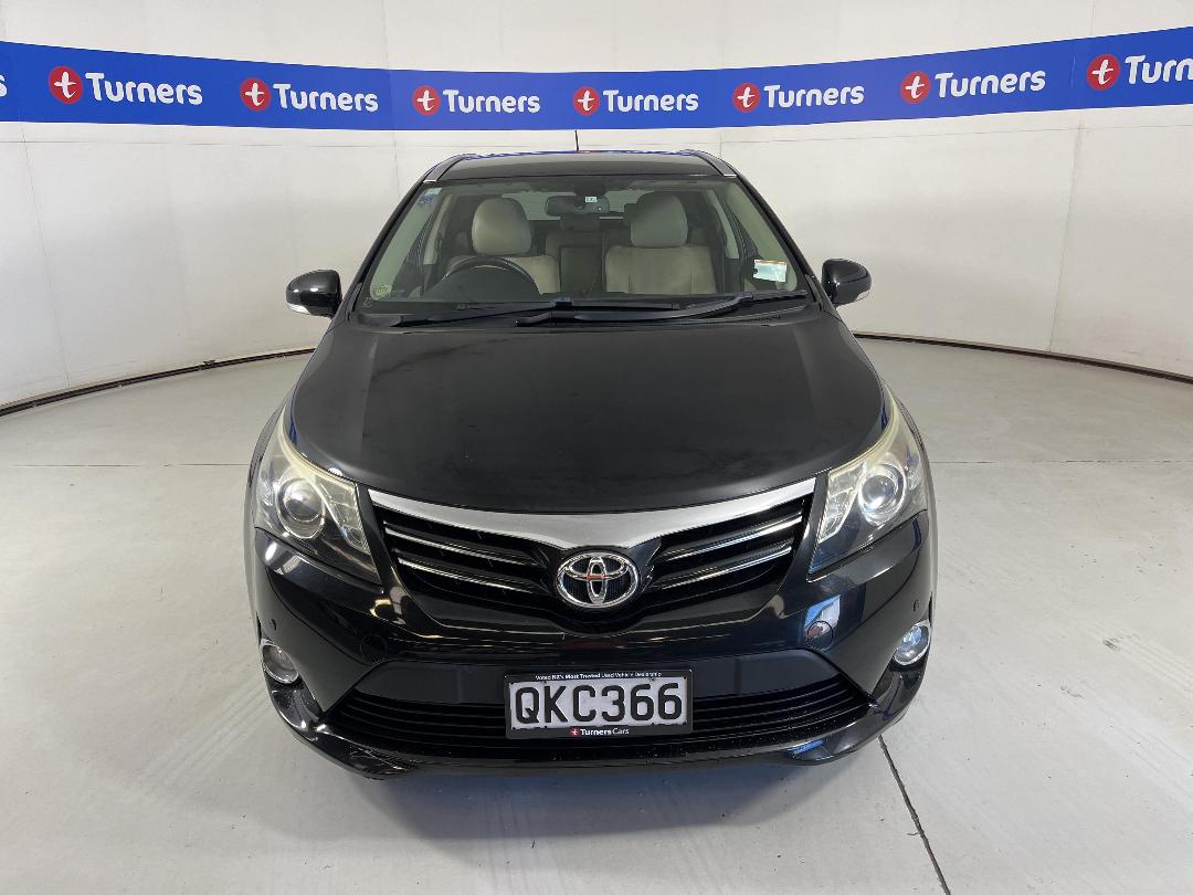 Photo '2' of Toyota Avensis