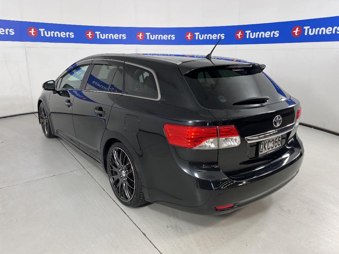 Photo '5' of Toyota Avensis