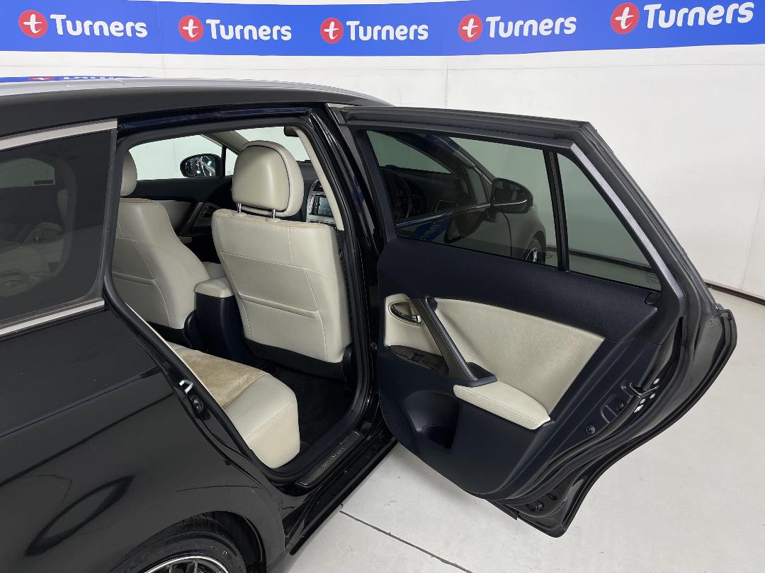 Photo '19' of Toyota Avensis