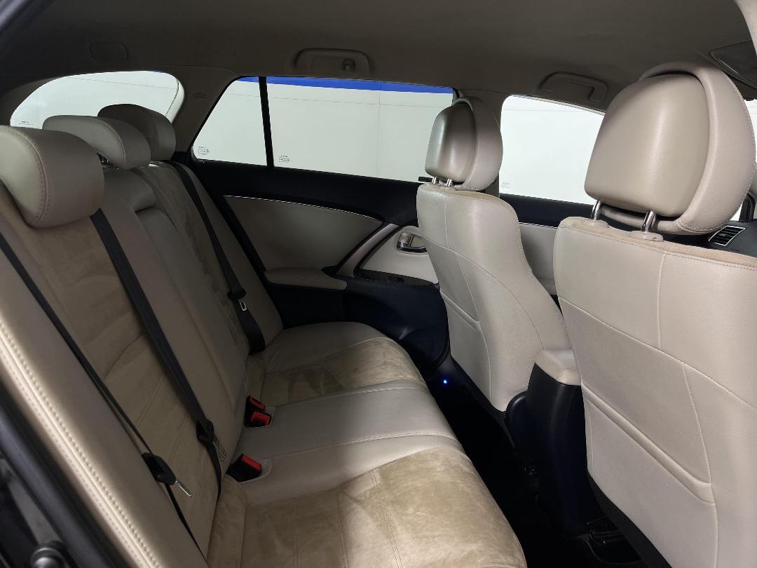 Photo '20' of Toyota Avensis