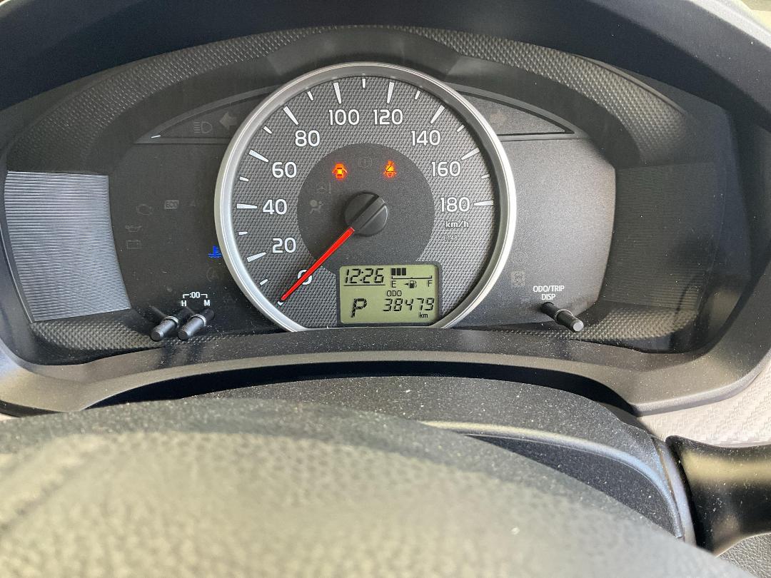 Photo '21' of Toyota Axio Corolla