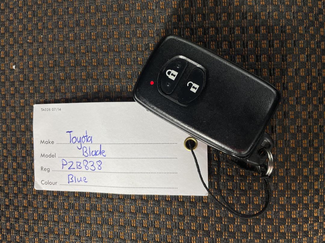 Photo '22' of Toyota Blade Photo '22' of Toyota Blade