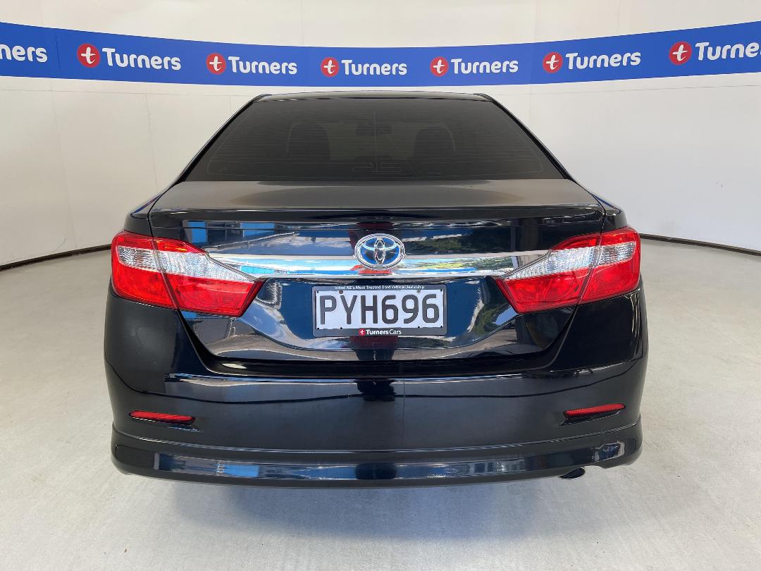 Photo '6' of Toyota Camry