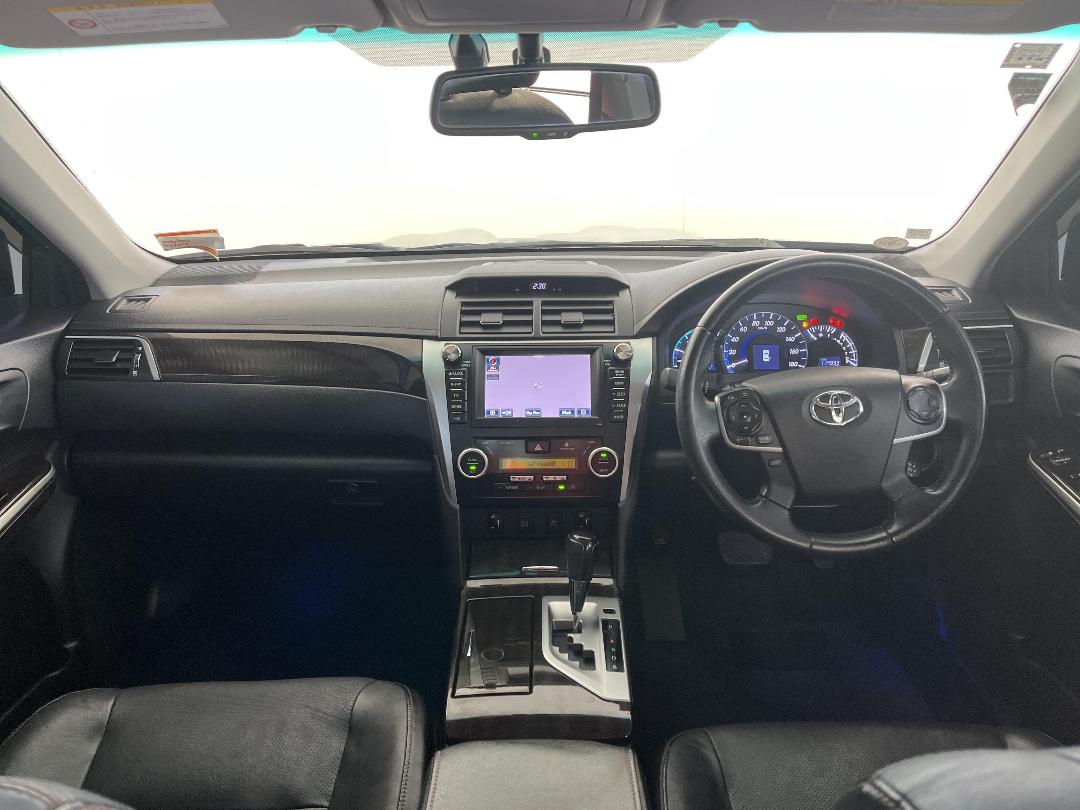 Photo '17' of Toyota Camry