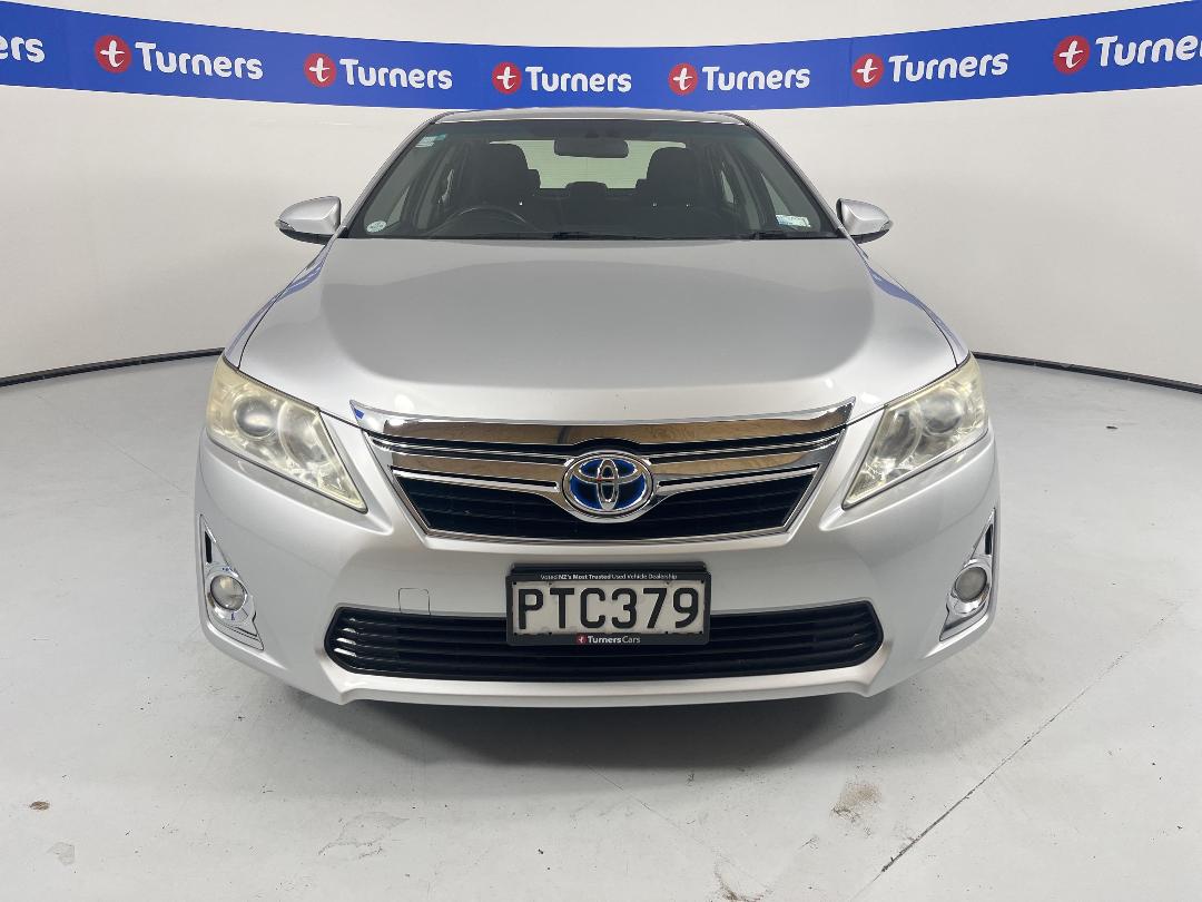 Photo '2' of Toyota Camry