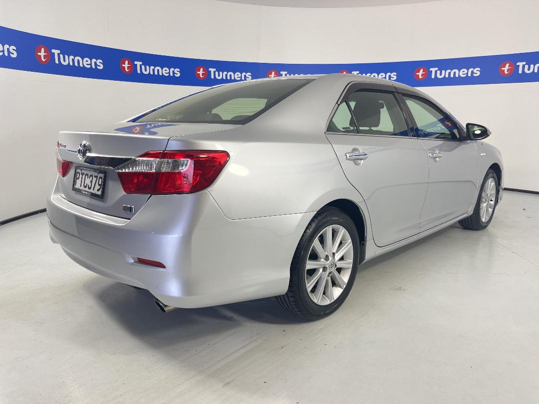 Photo '7' of Toyota Camry