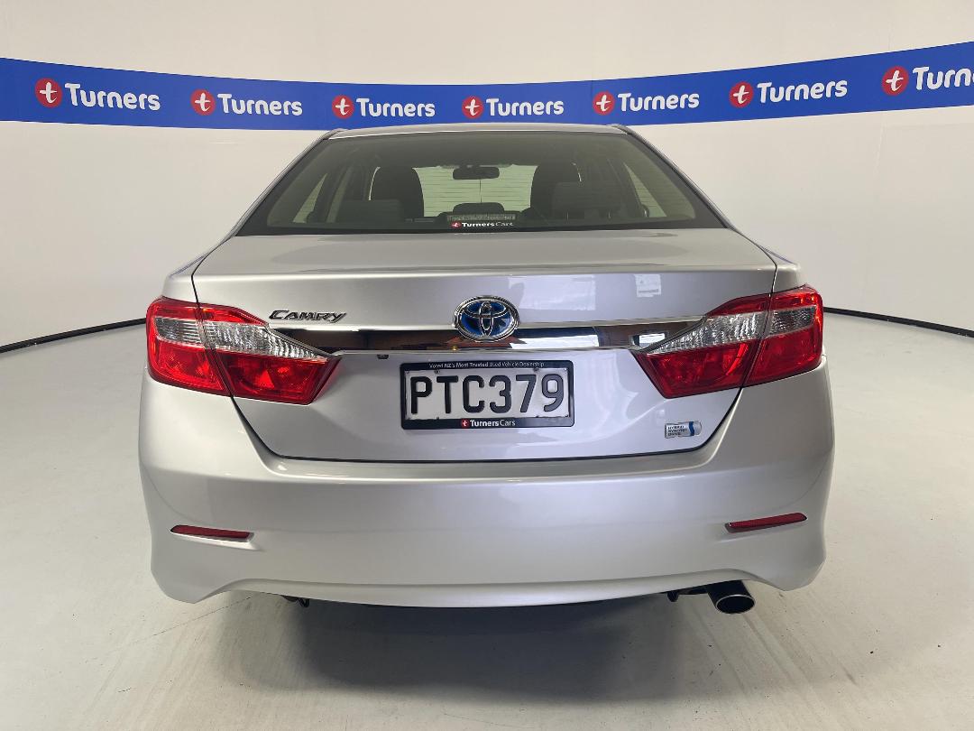 Photo '6' of Toyota Camry