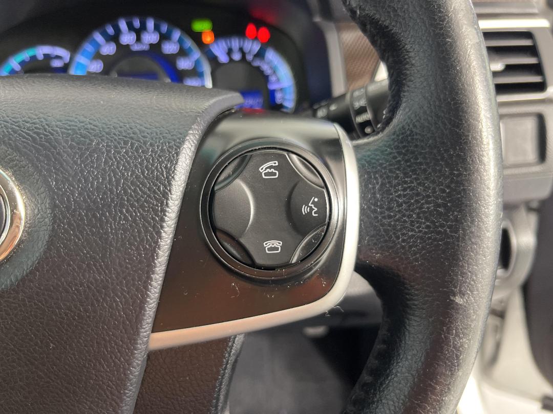 Photo '23' of Toyota Camry