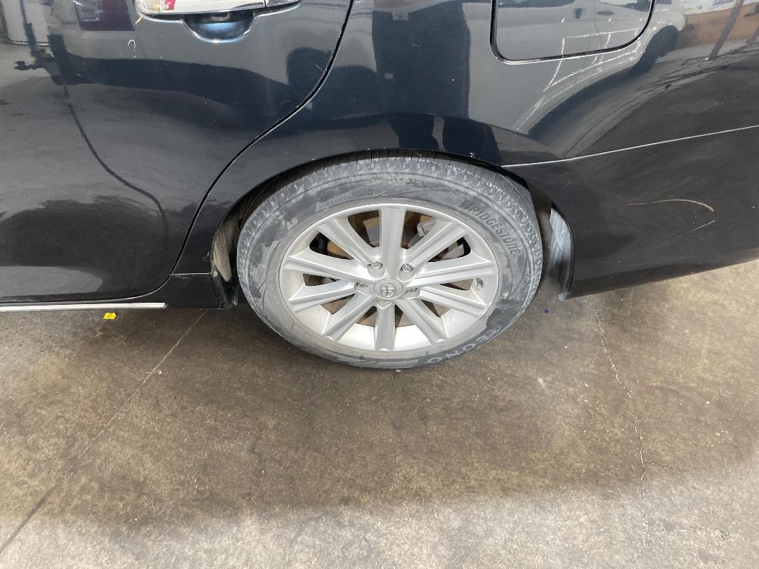 Photo '11' of Toyota Camry Hybrid Photo '11' of Toyota Camry Hybrid