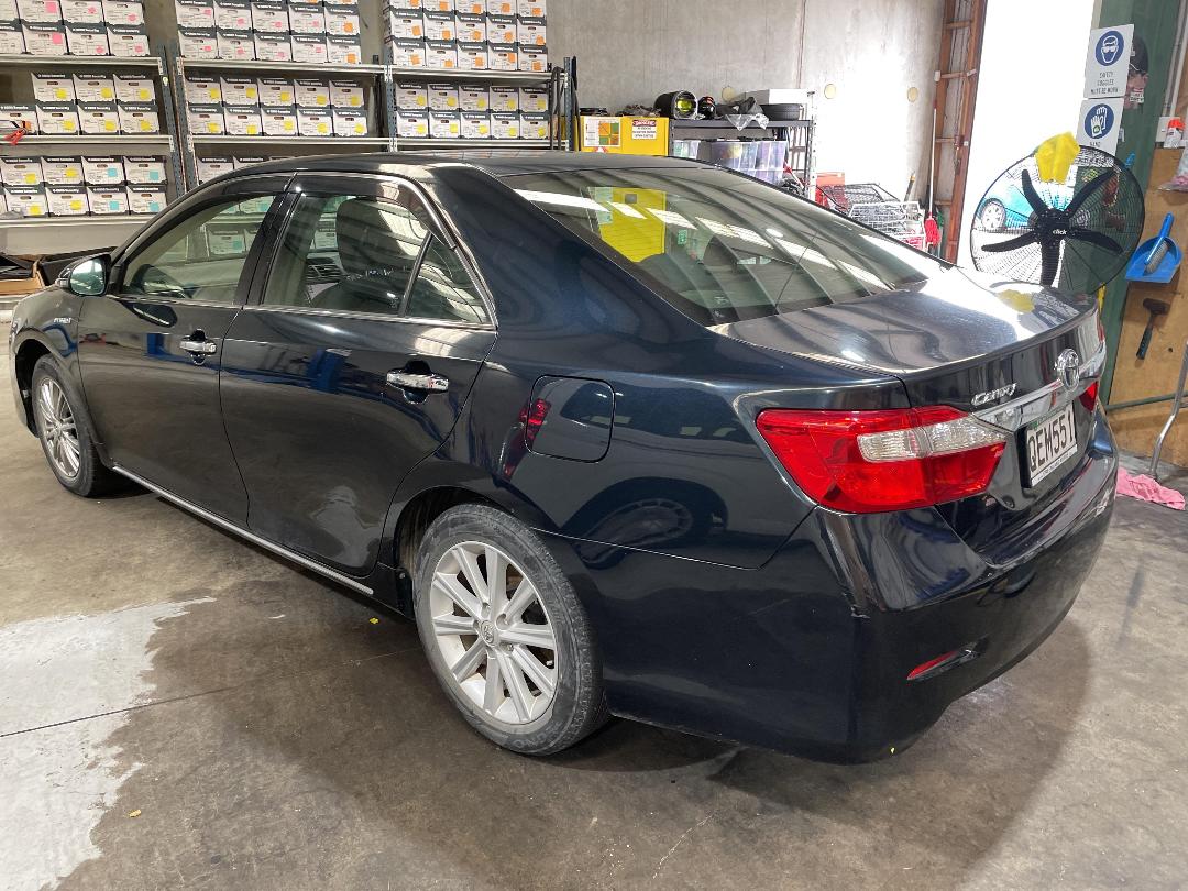 Photo '10' of Toyota Camry Hybrid Photo '10' of Toyota Camry Hybrid