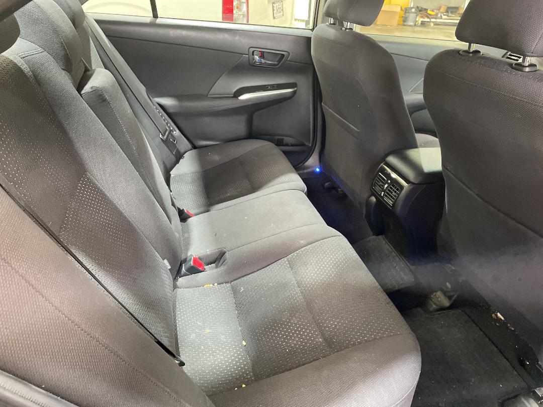 Photo '18' of Toyota Camry Hybrid Photo '18' of Toyota Camry Hybrid