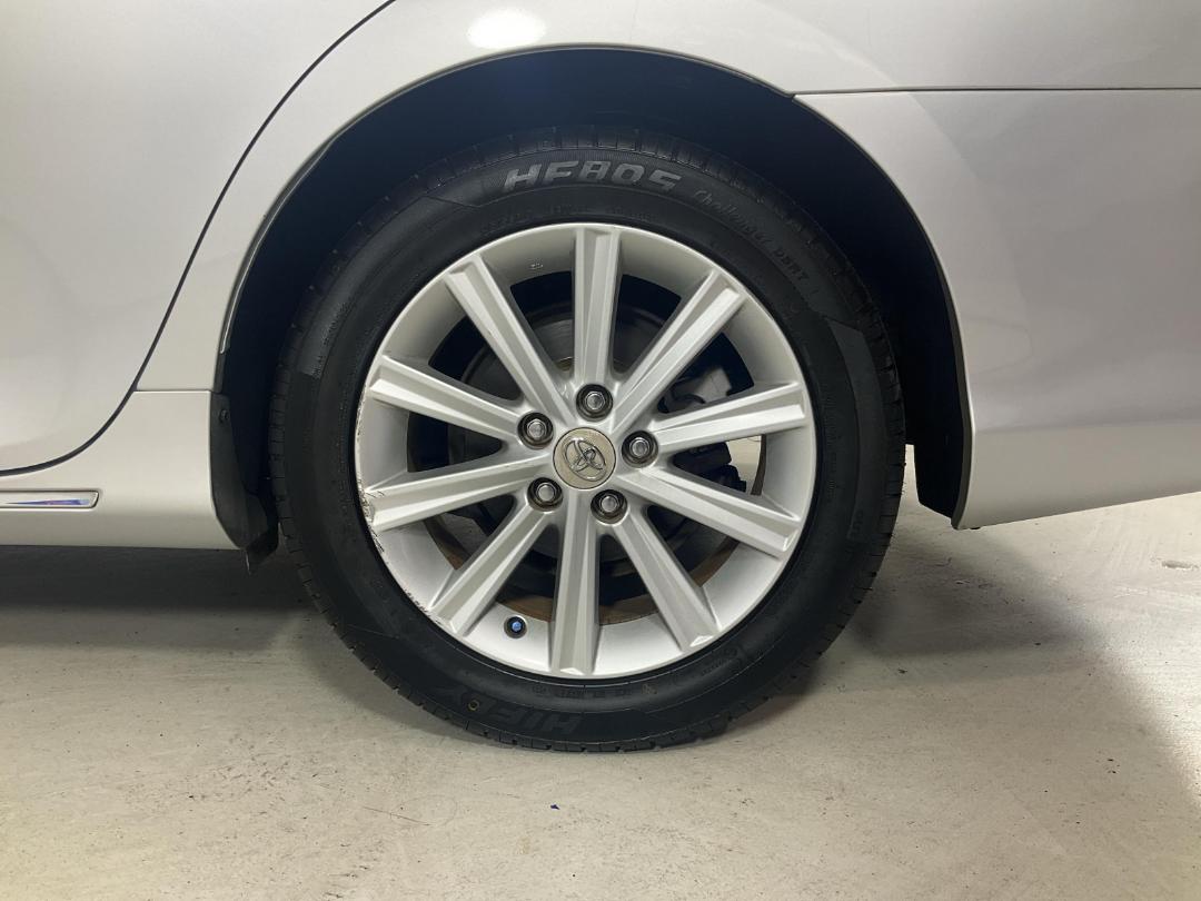 Photo '11' of Toyota Camry Photo '11' of Toyota Camry