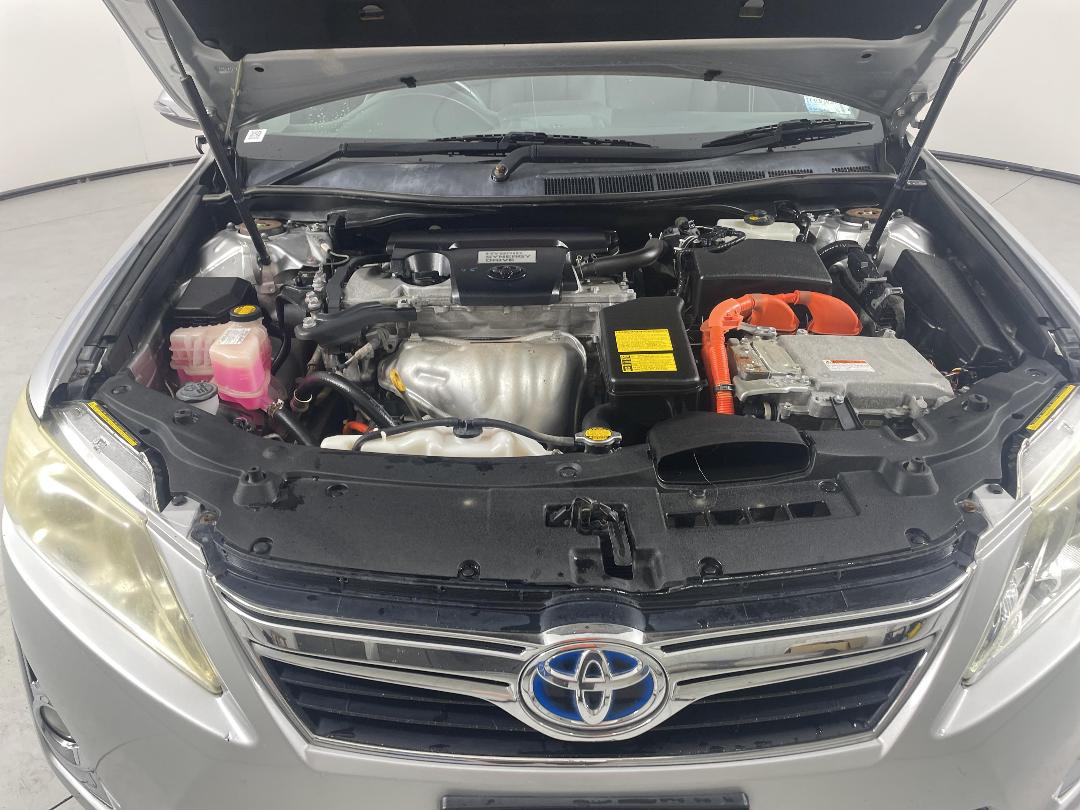 Photo '13' of Toyota Camry