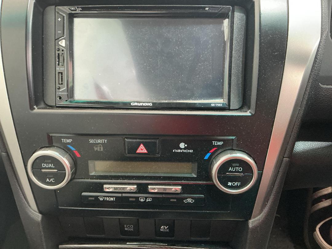 Photo '9' of Toyota Camry Photo '9' of Toyota Camry