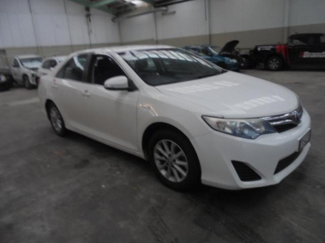 Photo '2' of Toyota Camry E Photo '2' of Toyota Camry E