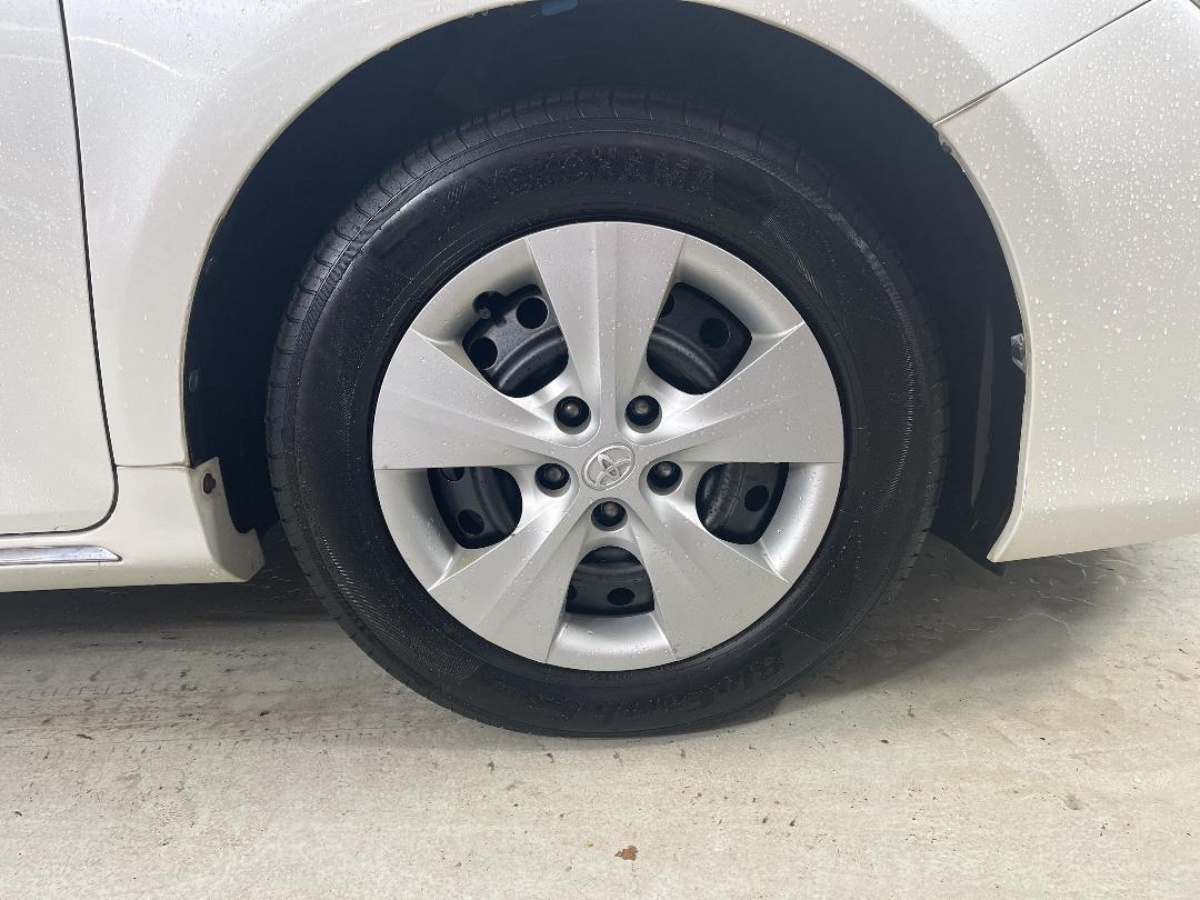 Photo '9' of Toyota Camry Photo '9' of Toyota Camry