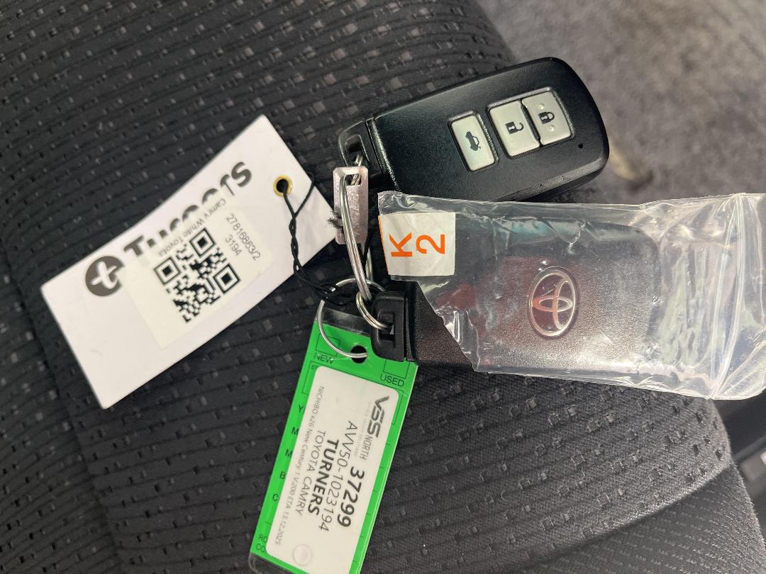 Photo '22' of Toyota Camry Photo '22' of Toyota Camry