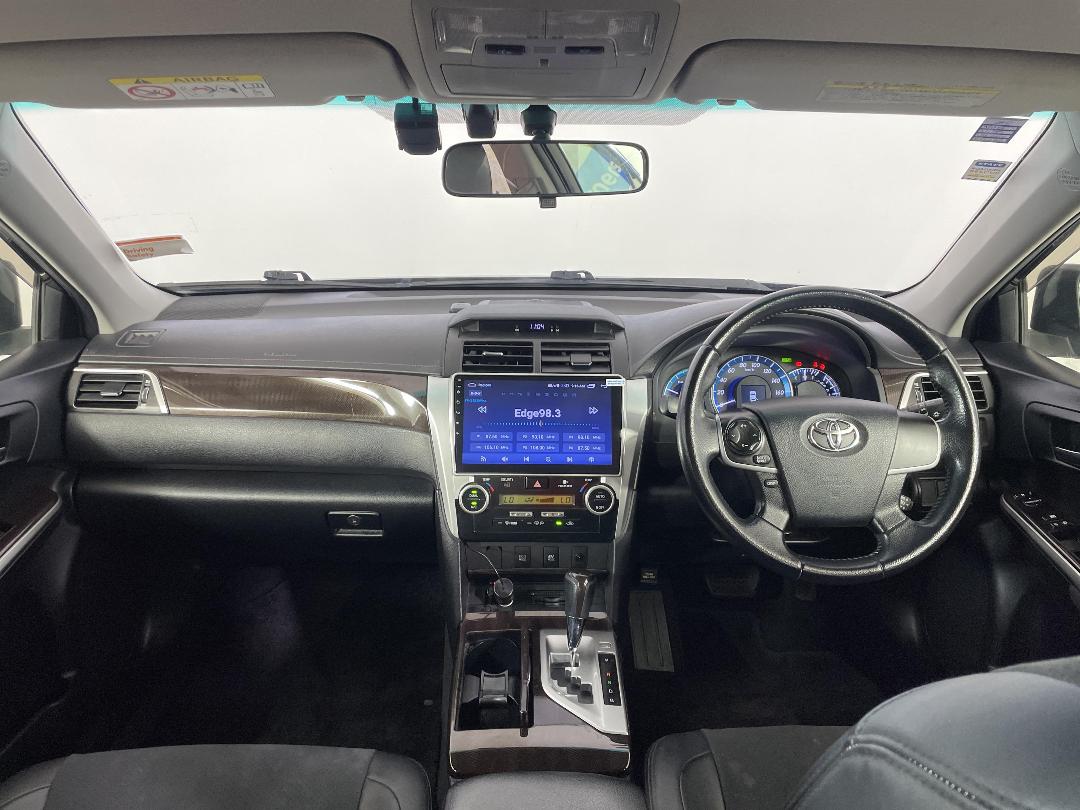 Photo '17' of Toyota Camry