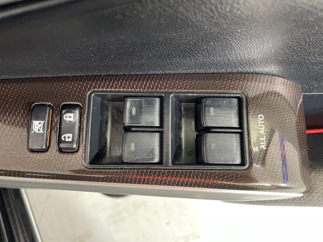 Photo '23' of Toyota Camry