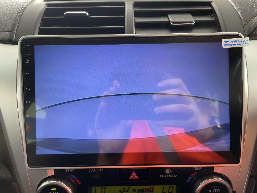 Photo '28' of Toyota Camry